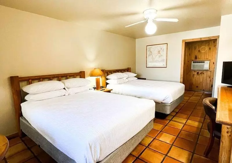 Отель Big Horn Lodge