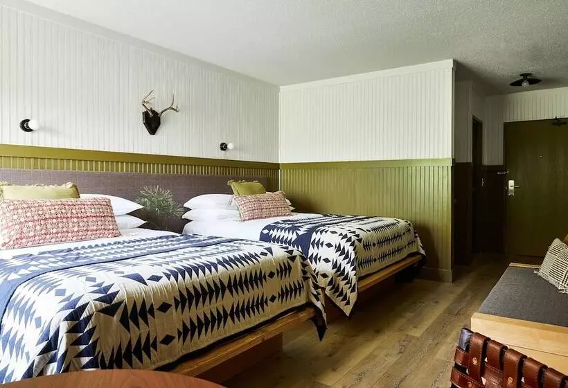 Отель Bluebird Sunapee