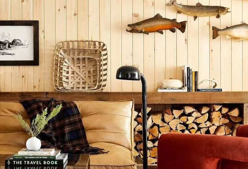 Отель Bluebird Sunapee