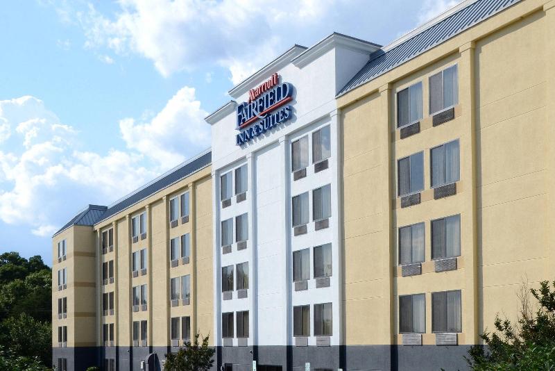 בית מלון כפרי Fairfield Inn And Suites By Marriott Winston Salem/hanes