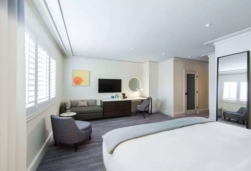 Mosaic Hotel Beverly Hills