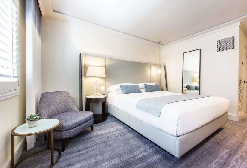 Mosaic Hotel Beverly Hills