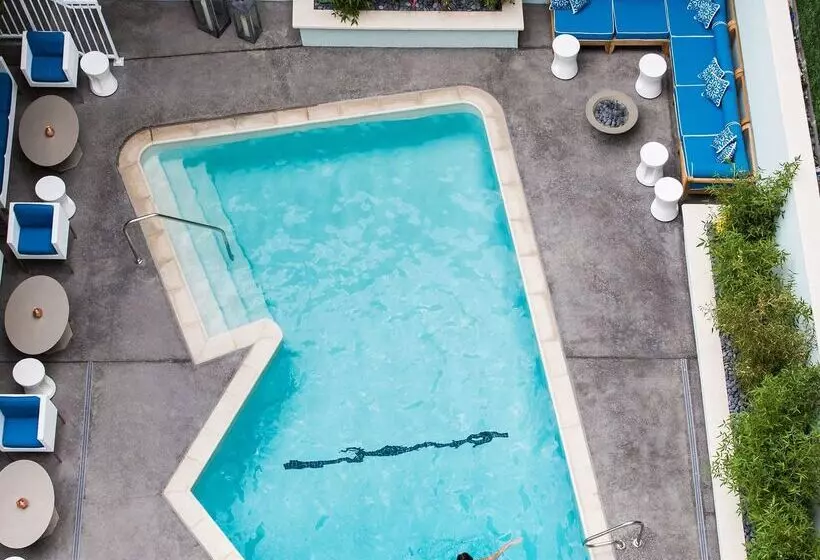 Mosaic Hotel Beverly Hills