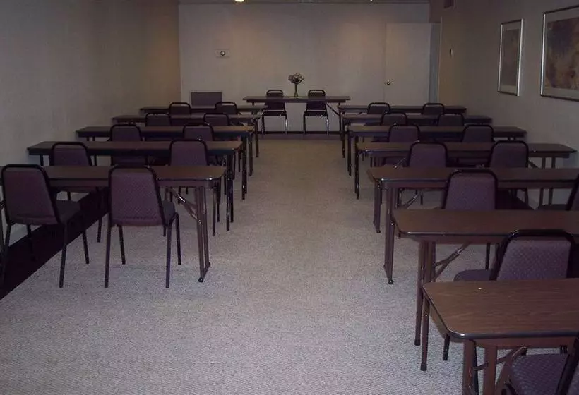 ホテル Riverside Inn