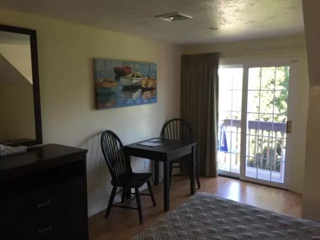 モーテル Blue Spruce