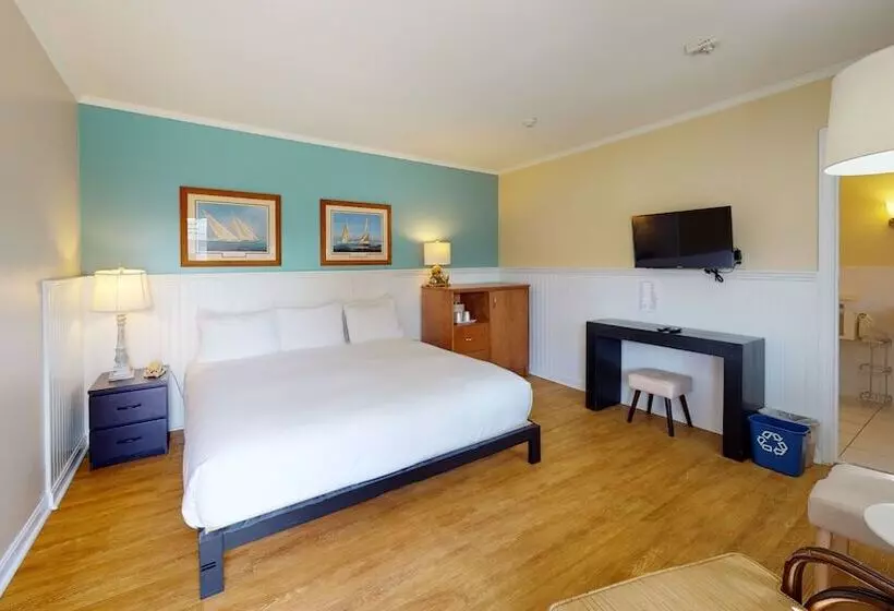 Мотель Breezeway Resort