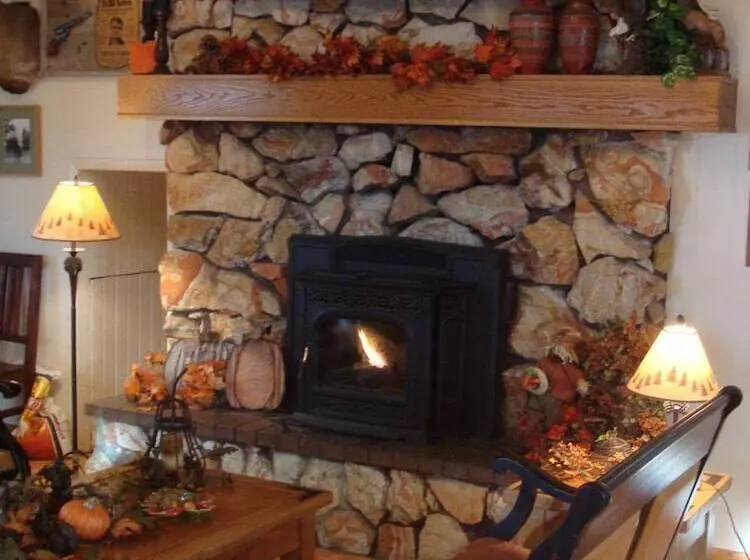 מוטל Bryce Canyon Pines