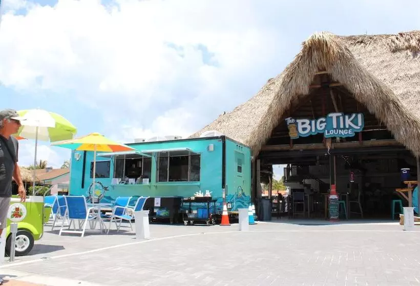 Siesta Key Beach Resort And Suites