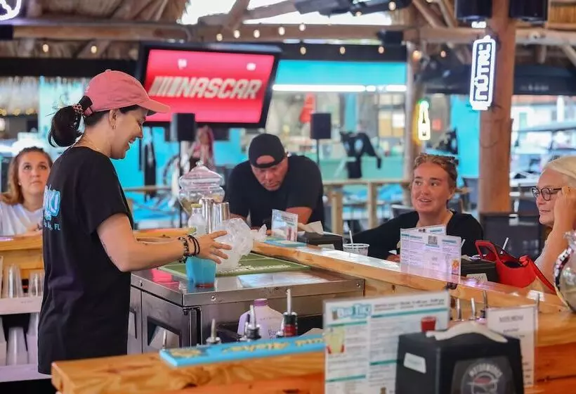 Siesta Key Beach Resort And Suites