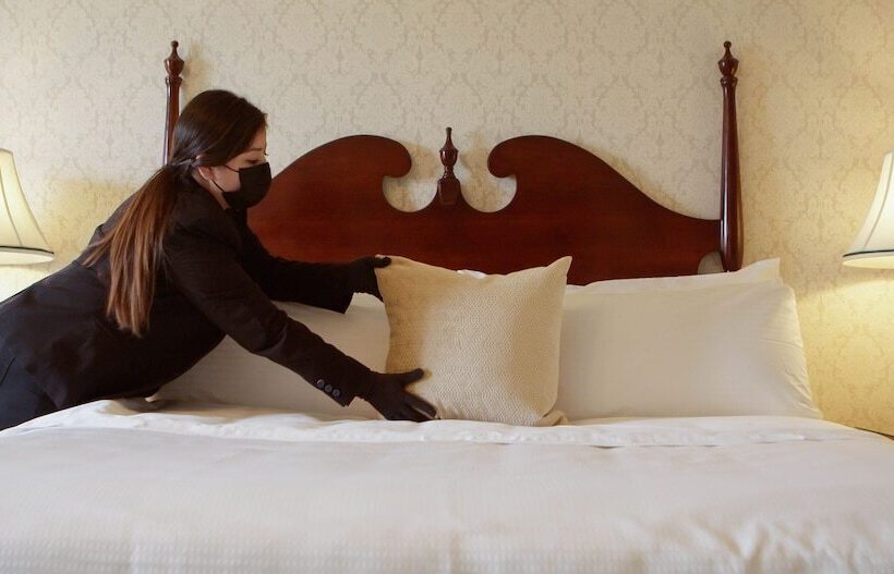 The Bristol Hotel Campbell San Jose