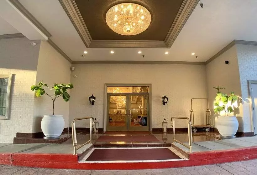 The Bristol Hotel Campbell San Jose