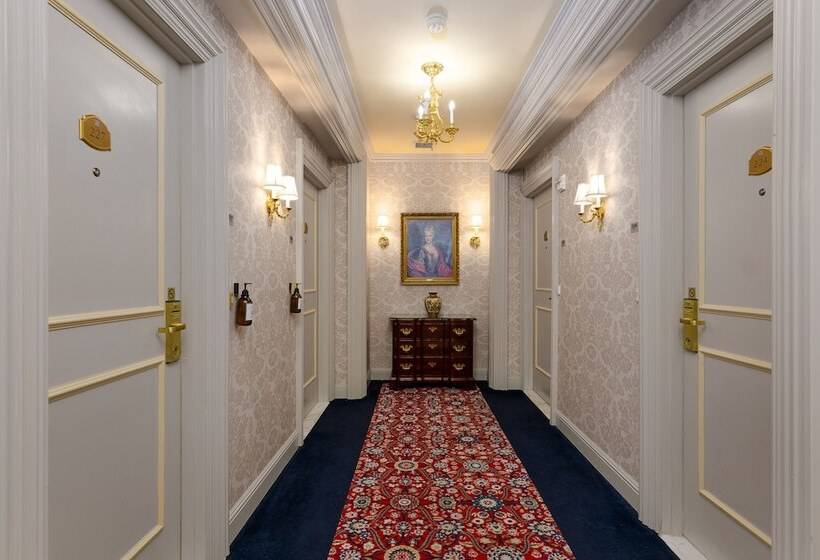 The Bristol Hotel Campbell San Jose