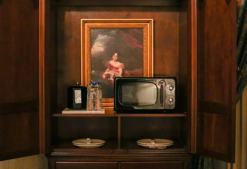 The Bristol Hotel Campbell San Jose