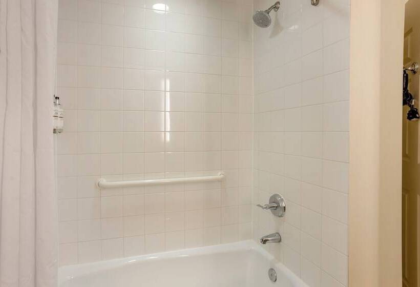 The Prussia Hotel, Bw Signature Collection