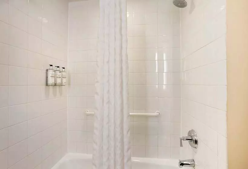 The Prussia Hotel, Bw Signature Collection