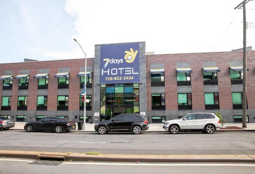 בית מלון כפרי 7 Days