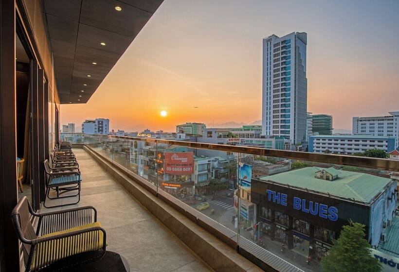 G8 Luxury Hotel And Spa Da Nang