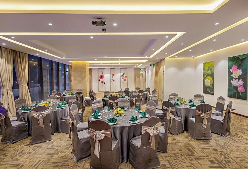 G8 Luxury Hotel And Spa Da Nang