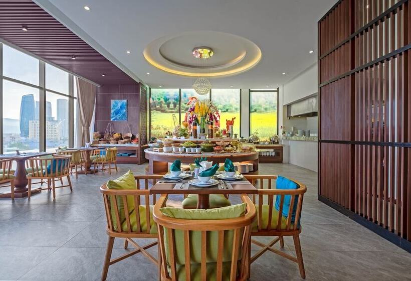 G8 Luxury Hotel And Spa Da Nang