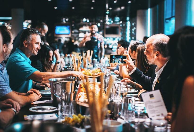 בית מלון כפרי Ola Santiago Providencia, Tapestry Collection By Hilton