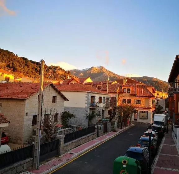 ペンション Hostal Becerril