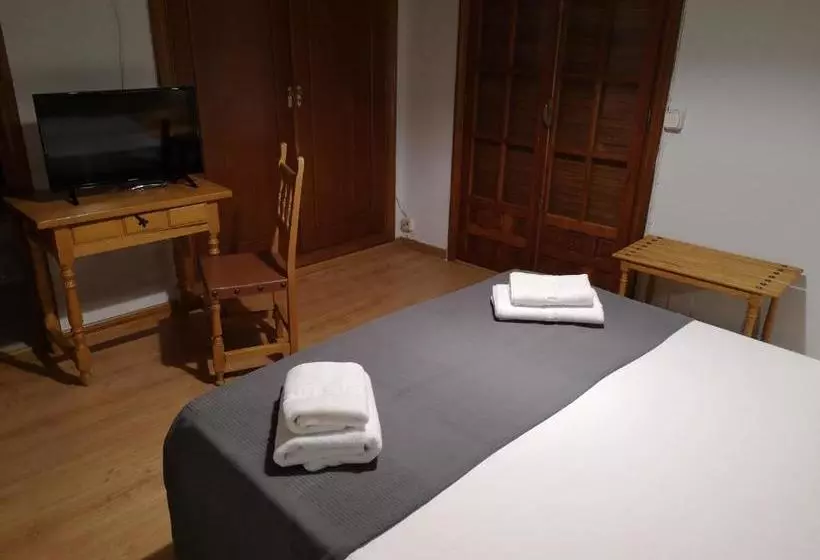 ペンション Hostal Becerril