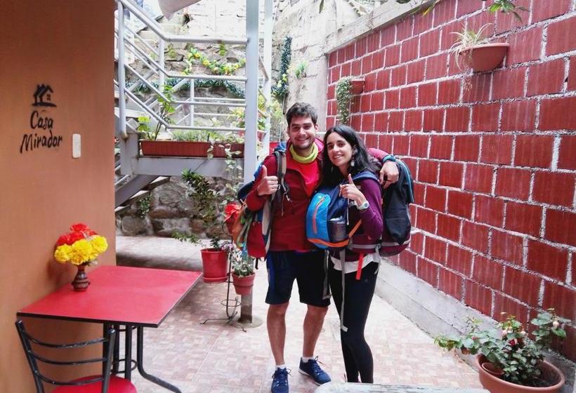 הוסטל Casa Mirador Backpackers