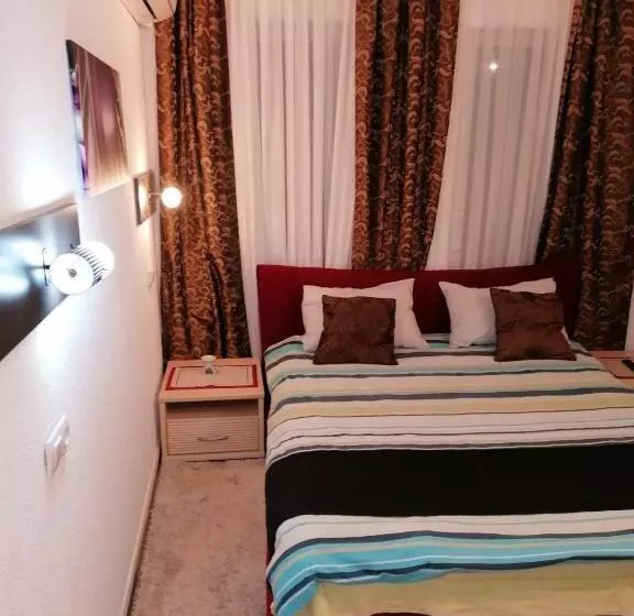 Excellency Apartmani