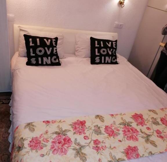 Excellency Apartmani