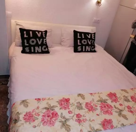 Excellency Apartmani