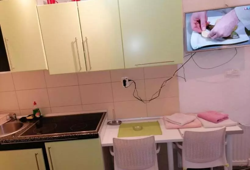 Excellency Apartmani