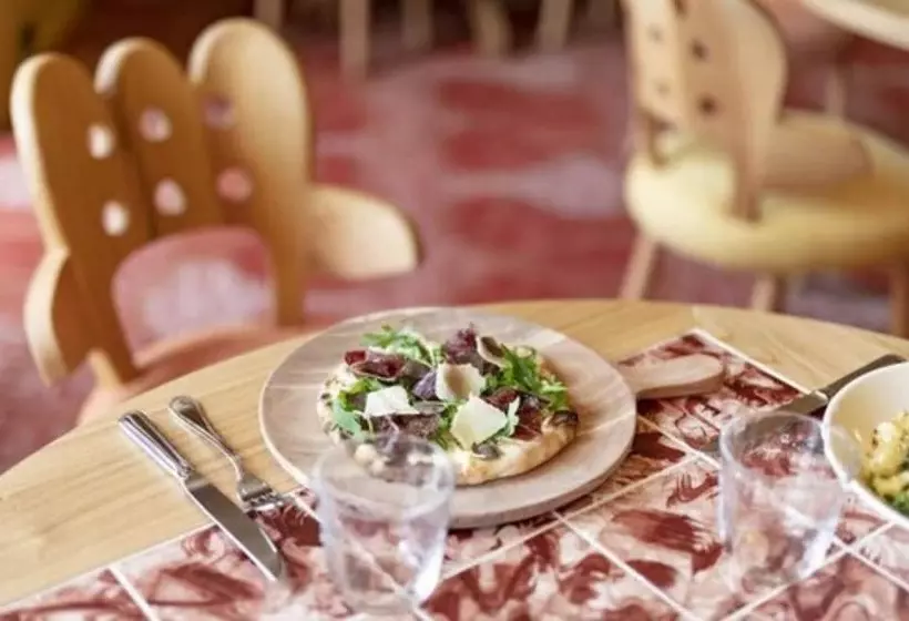 هتل Le Coucou Méribel