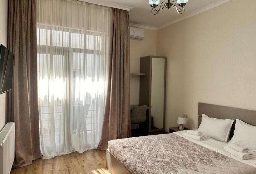 پانسیون Flamingo