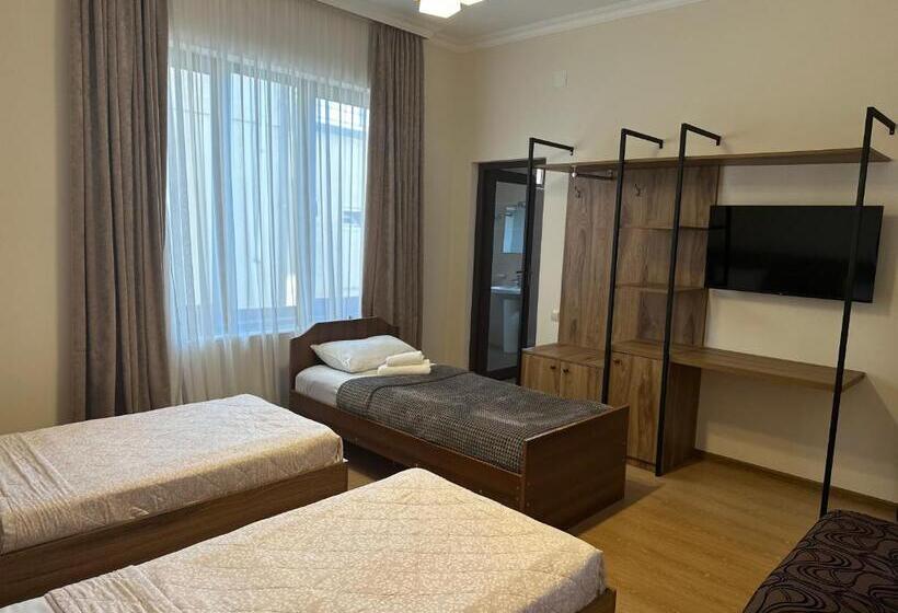 پانسیون Flamingo