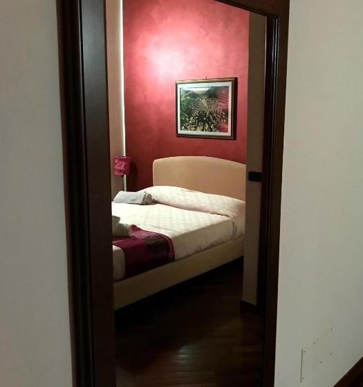 ベッドアンドブレックファースト La Brezza Del Pollino