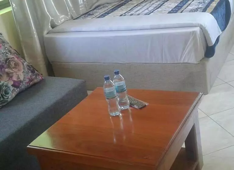 Fq Hotel Mbeya