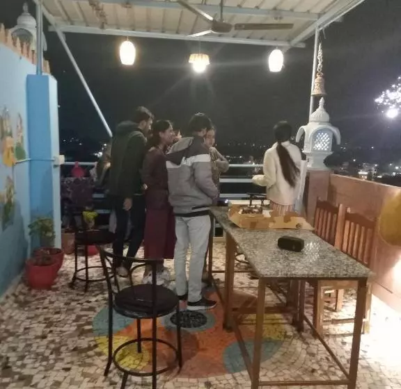 ペンション Mh Guest House