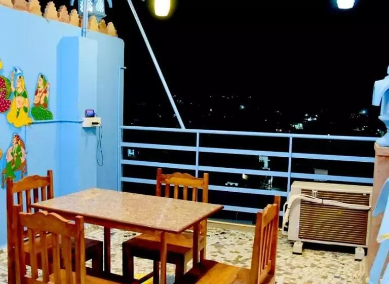 ペンション Mh Guest House