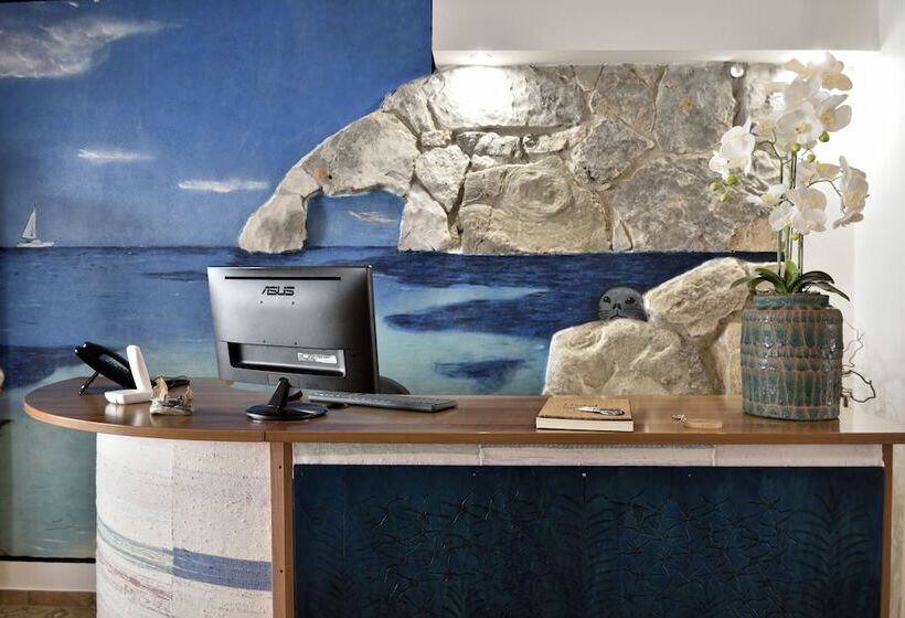 Отель Goloritze