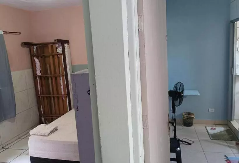Majatalo Hostel Família Quartos Privado Próximo Aeroporto Int Guarulhos Sp Táxi 24 Hrs