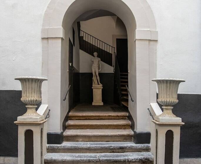 تختخواب و صبحانه Moresco