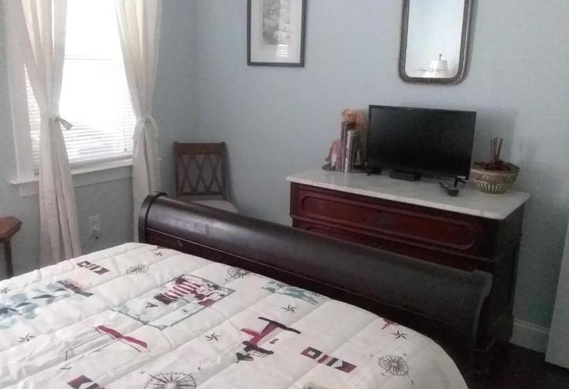 Four Mile Bed & Breakfast