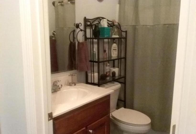 Four Mile Bed & Breakfast