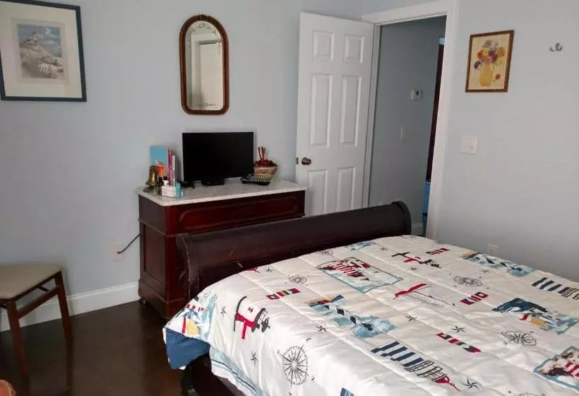 Four Mile Bed & Breakfast