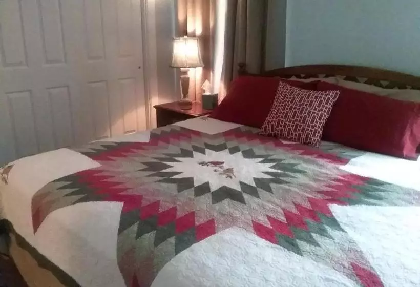 Four Mile Bed & Breakfast