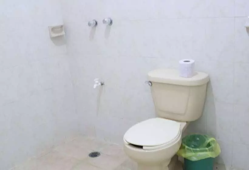 هتل Cabañas Las Palmas