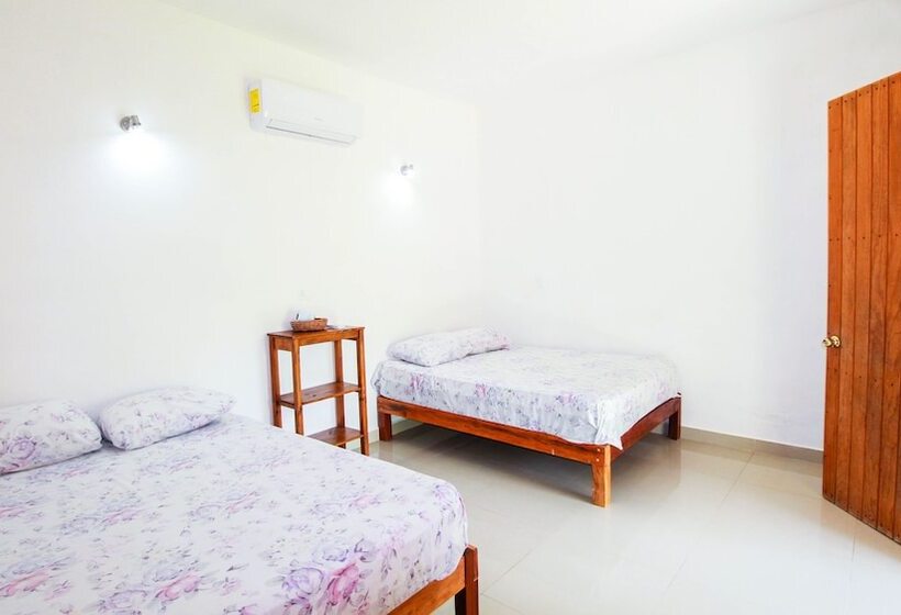 ホテル Cabañas Las Palmas