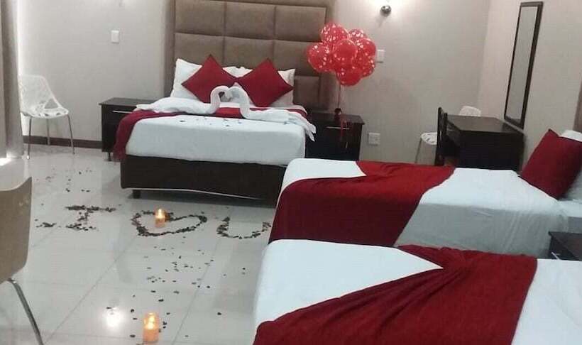 פנסיון Aqua Stone Guest House