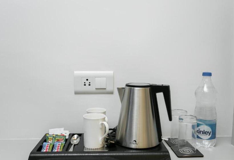 ホテル Sapphire Club Metro