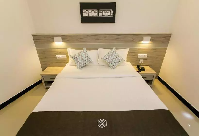 Hotelli Sapphire Club Metro